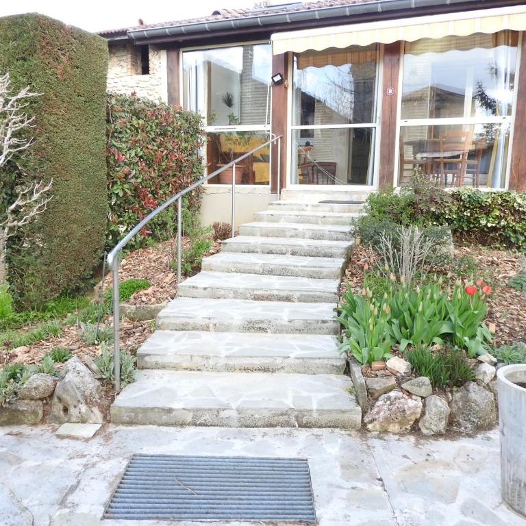Gite de La Pierre Verte - Maison 3 Chambres - 2