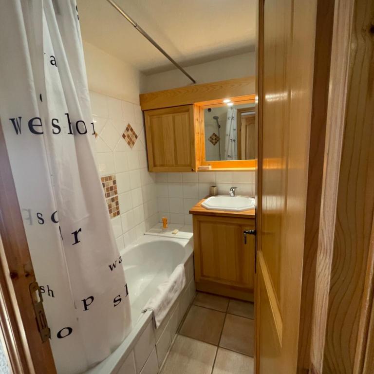 Vue splendide Mont Blanc - Two-Bedroom Apartment - 9