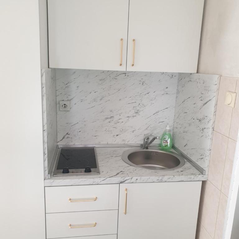Savić Apartments - Studio with Sea View (2 Adults) - 13