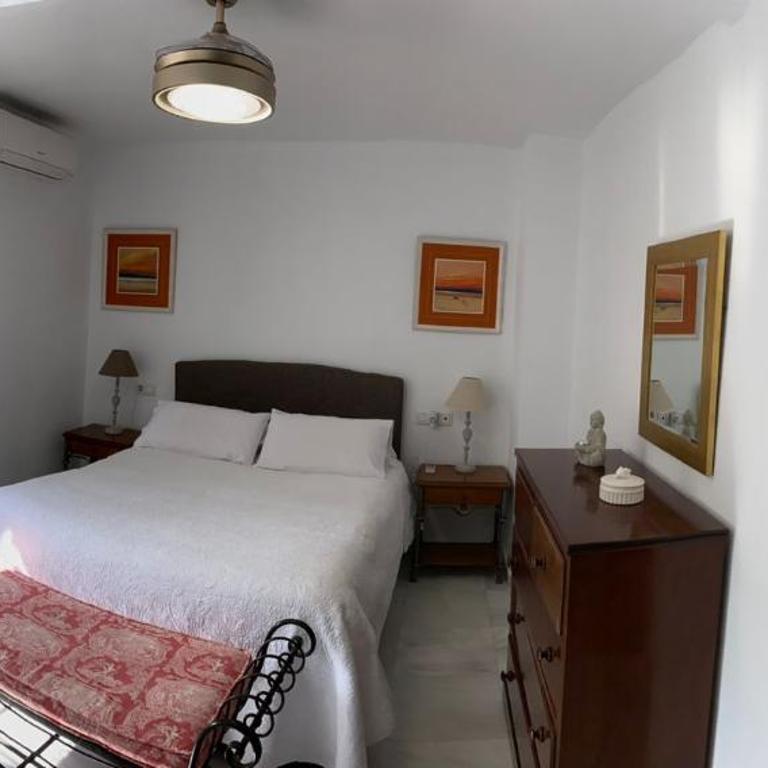 Bonito Ático en el centro de la ciudad - Apartamento de 1 dormitorio - 4