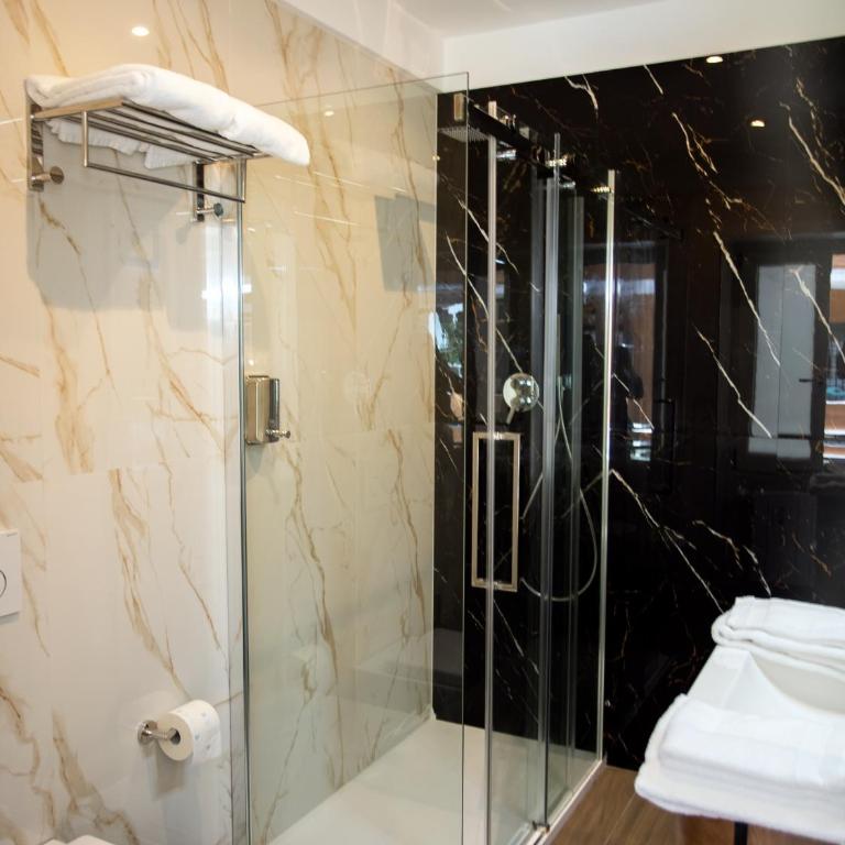 Anastasio Vatican Rooms G H - Camera Tripla con Bagno Privato - 6