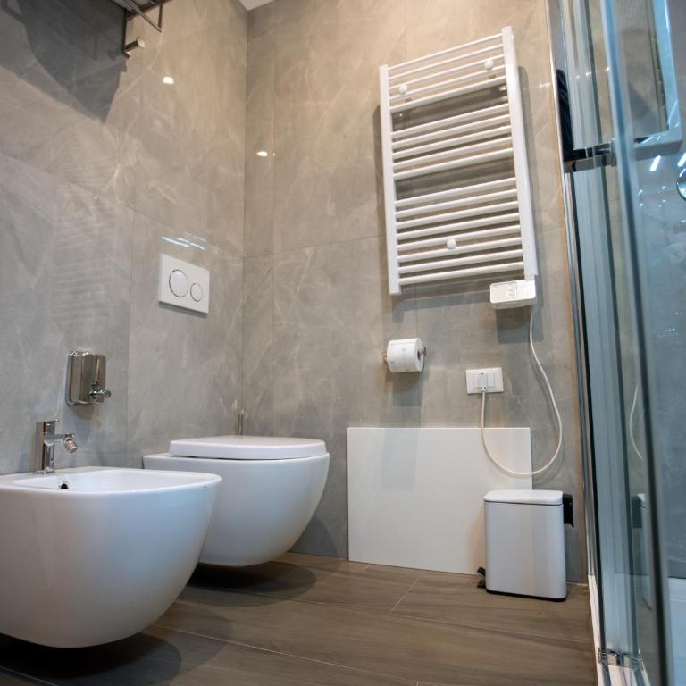 Anastasio Vatican Rooms G H - Camera Matrimoniale con Bagno Privato - 6