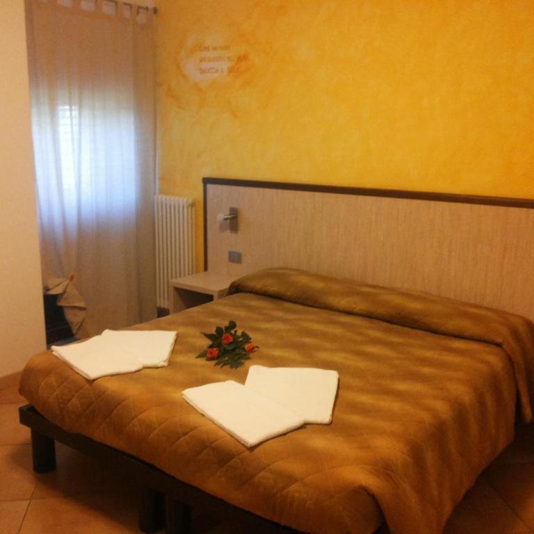 Agritur Arcosole B&B Camping - Camera Matrimoniale - 5