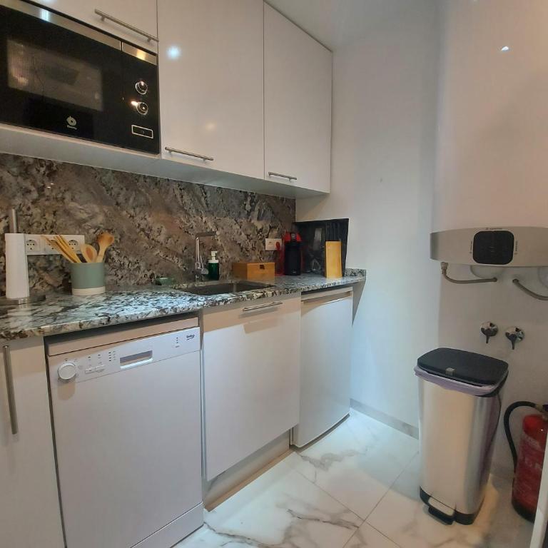 NIDO DEL AMOR deluxe 1a linéa Terraza Indoorpool Wifi Aire Netflix 10 metros a Cala del Pino - Apartamento de 1 dormitorio - 59