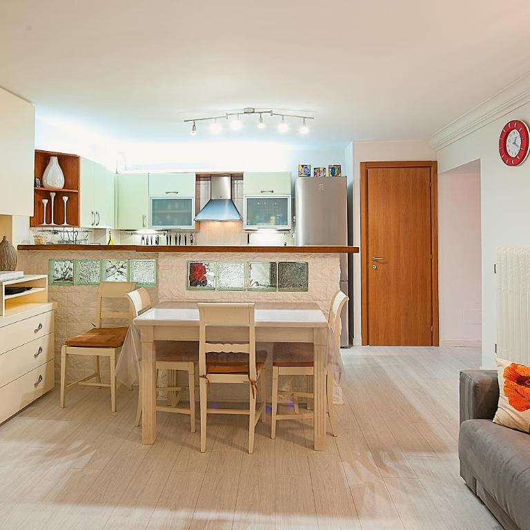 Pavillon d'Angleterre au cœur de la ville - Apartamento de 1 dormitorio - 3