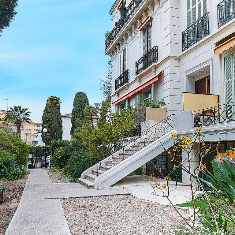 Pavillon d'Angleterre au cœur de la ville - Apartamento de 1 dormitorio - 34