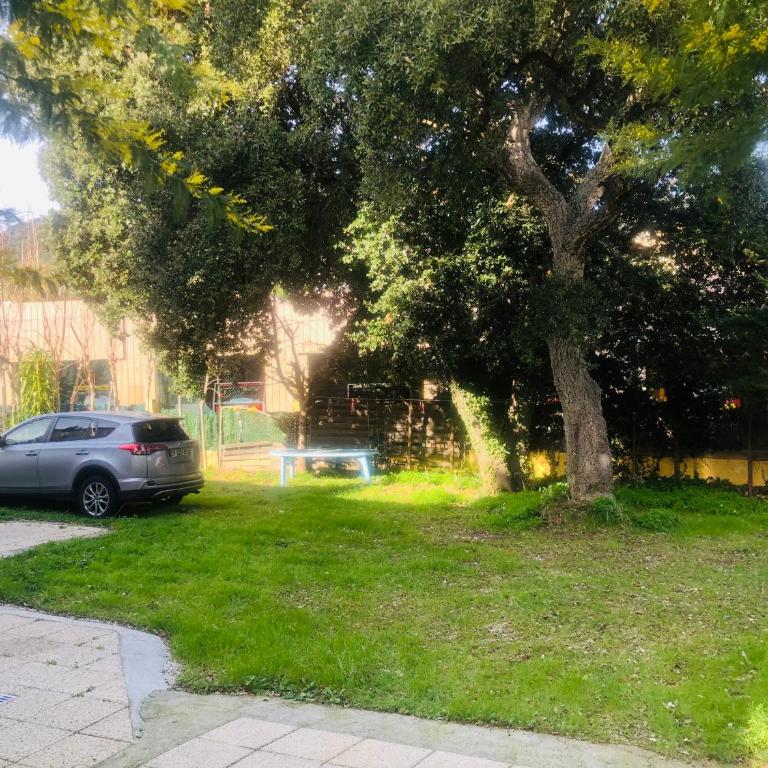 Maison du cèdre - Three-Bedroom House - 29