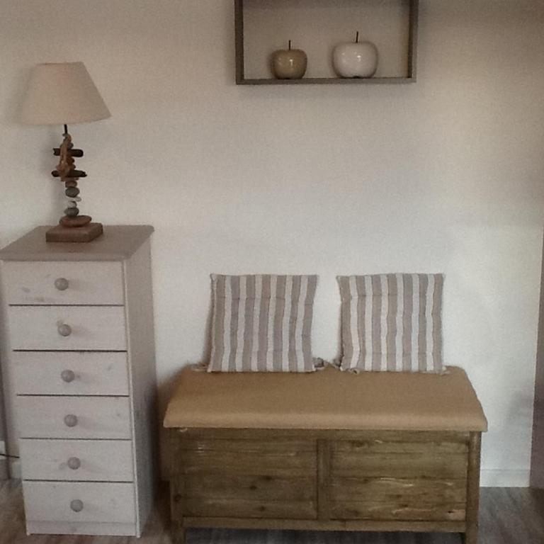 Studio romantique avec balcon et parking à 50 m de la plage - FR-1-712-12 - Appartement - 7