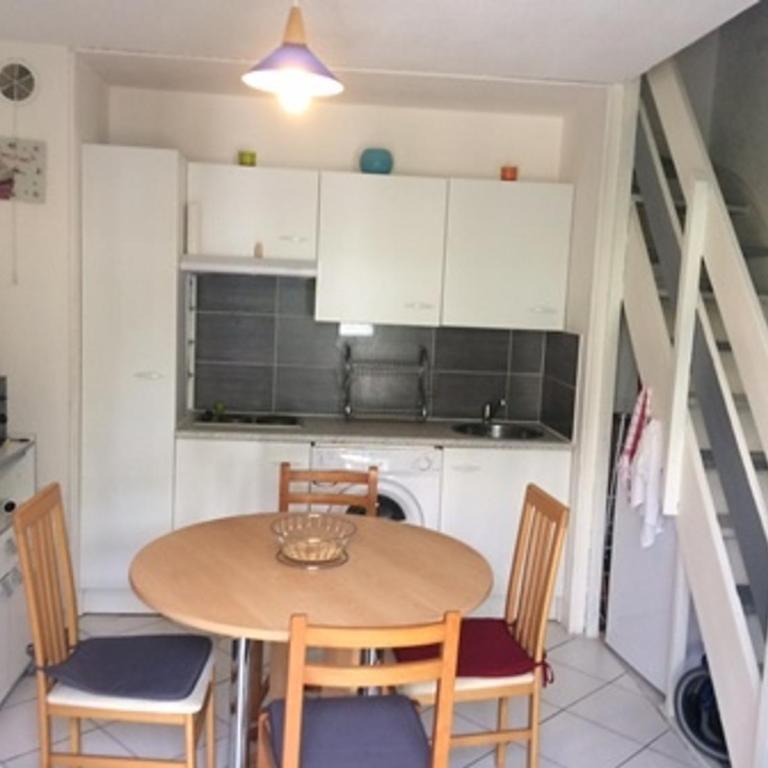 Cottage en duplex à deux pas de la mer avec jardin - FR-1-712-24 - Apartment - 1