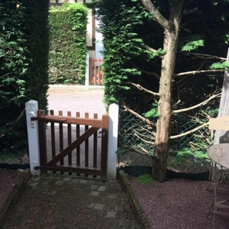 Cottage en duplex à deux pas de la mer avec jardin - FR-1-712-24 - Apartment - 2