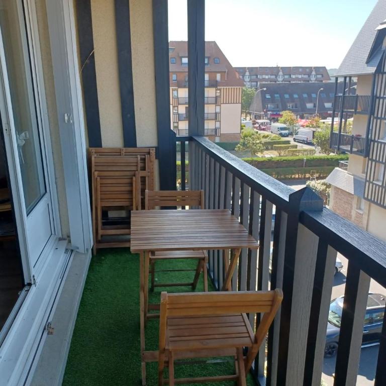 Appartement 2 pièces avec balcon, proche plage et parking - FR-1-712-4 - Appartamento - 2