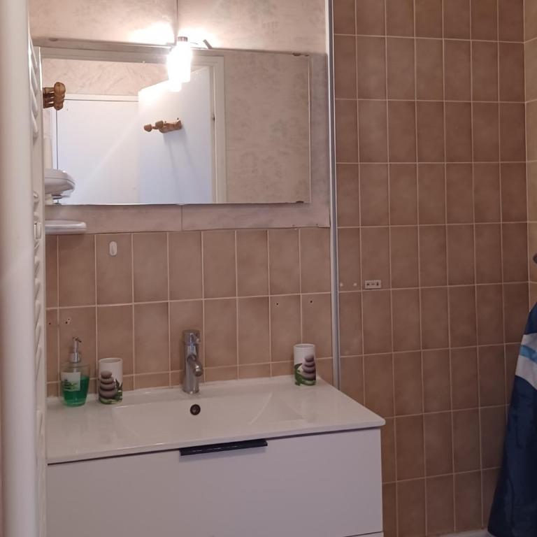 Appartement 2 pièces avec balcon, proche plage et parking - FR-1-712-4 - Appartamento - 6