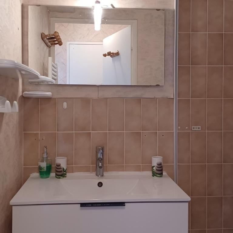 Appartement 2 pièces avec balcon, proche plage et parking - FR-1-712-4 - Appartamento - 7