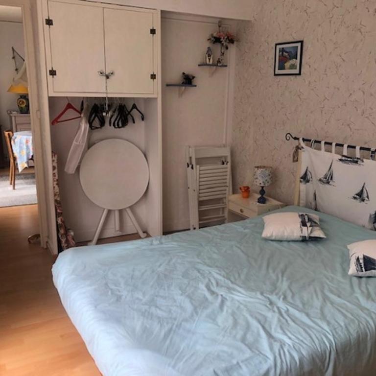 Appartement 2 pièces central avec parking, à deux pas de la plage - FR-1-712-35 - Apartment - 4