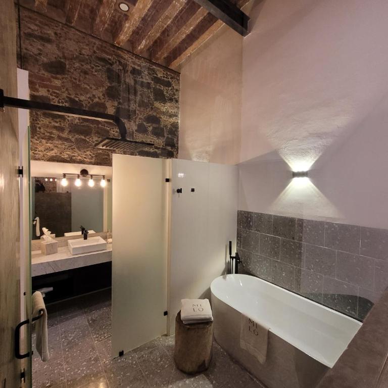 Milo Collection Hotel - Suite Superior - 5