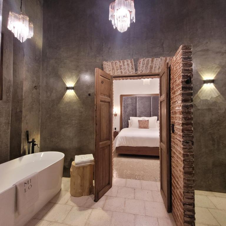 Milo Collection Hotel - Suite Superior - 3