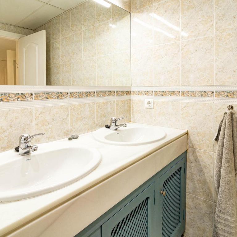 Andalusian Elegance apartment in El Paraiso with 360 views over Sea and Mountains - Deluxe Apartment - 59
