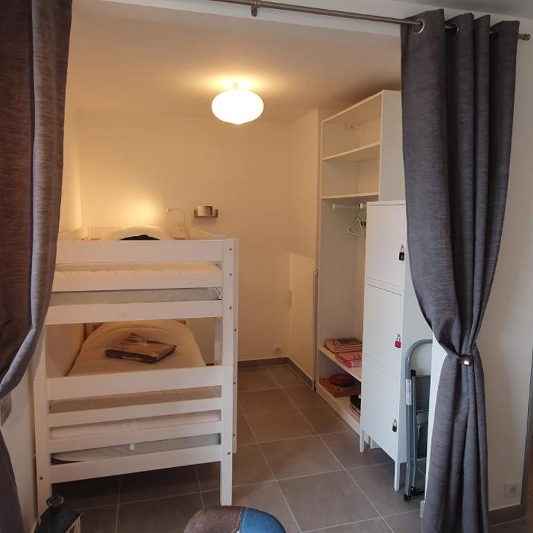 Magnifique appartement 46 m2 entièrement rénové et équipé à neuf - 4 personnes - Two-Bedroom Apartment - 7