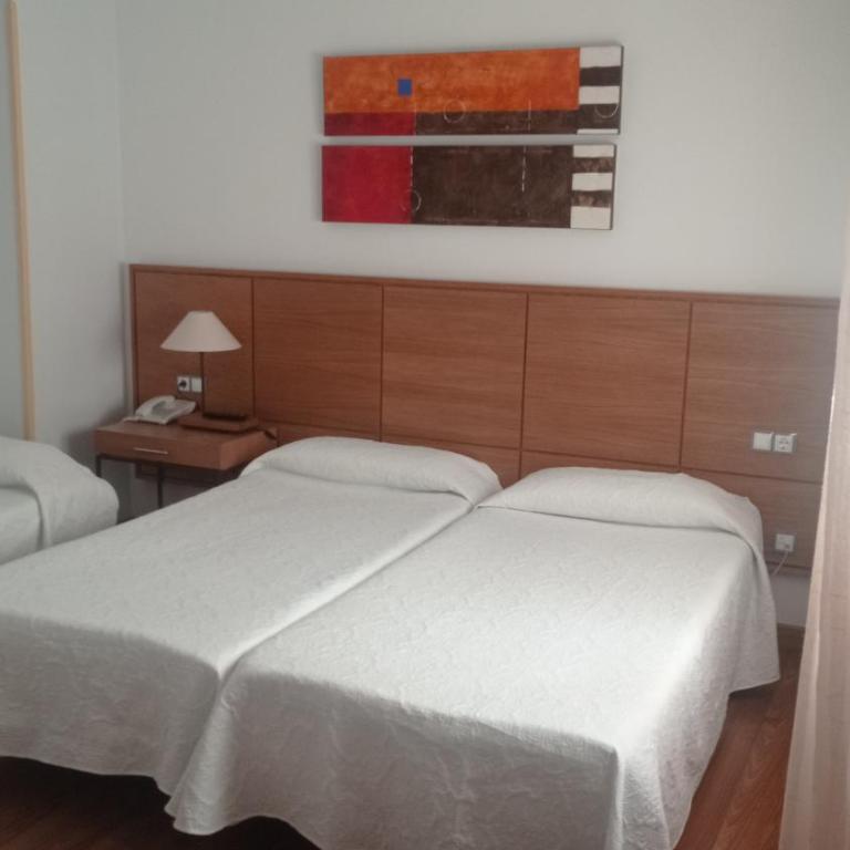 Hotel Molino - Habitación Doble con cama supletoria - 2 camas - 8