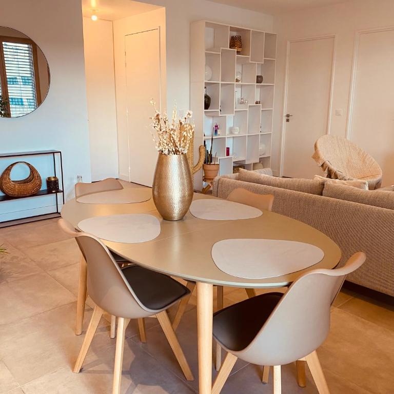 Appartement T3 Confluence - Appartement 2 Chambres - 3