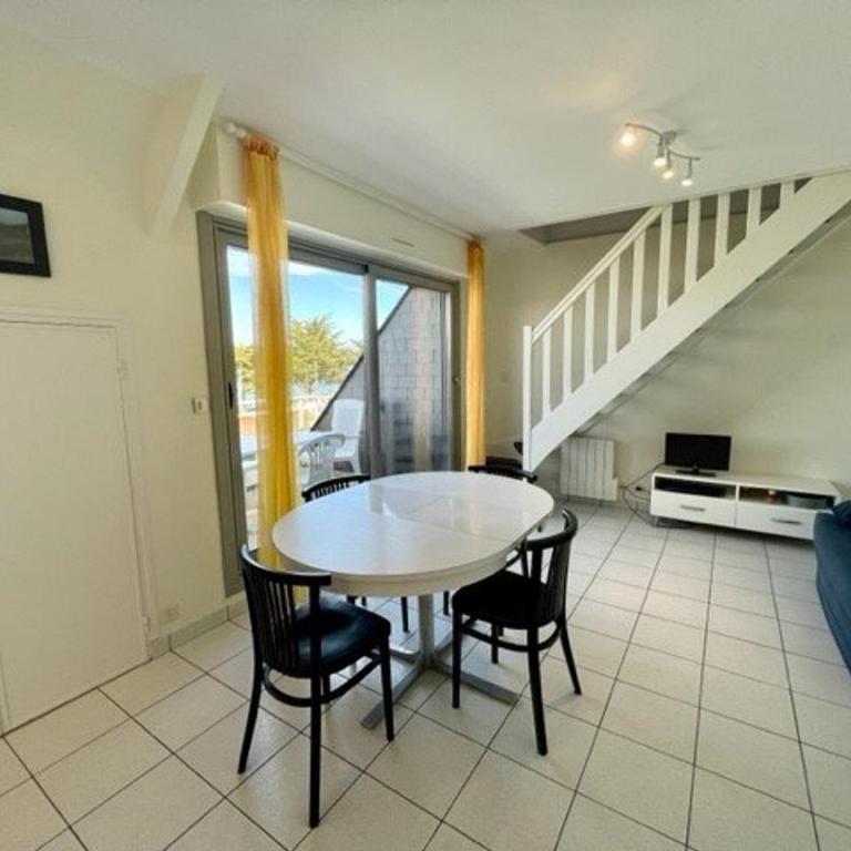 Studio mezzanine à Quiberon - 4 pers, 2 balcons, parking, animaux acceptés - FR-1-478-67 - Studio - 2