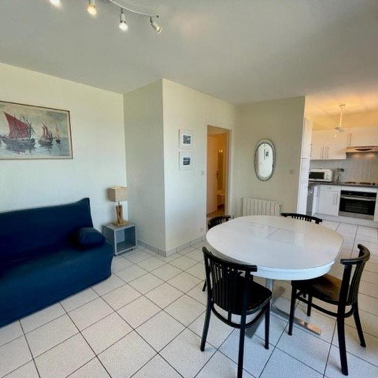 Studio mezzanine à Quiberon - 4 pers, 2 balcons, parking, animaux acceptés - FR-1-478-67 - Studio - 4