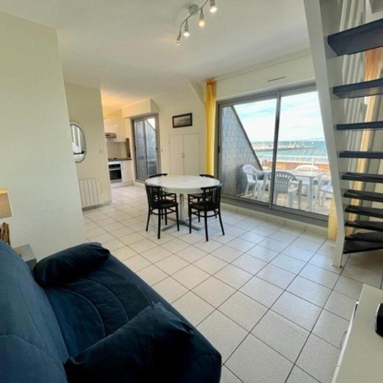 Studio mezzanine à Quiberon - 4 pers, 2 balcons, parking, animaux acceptés - FR-1-478-67 - Studio - 5
