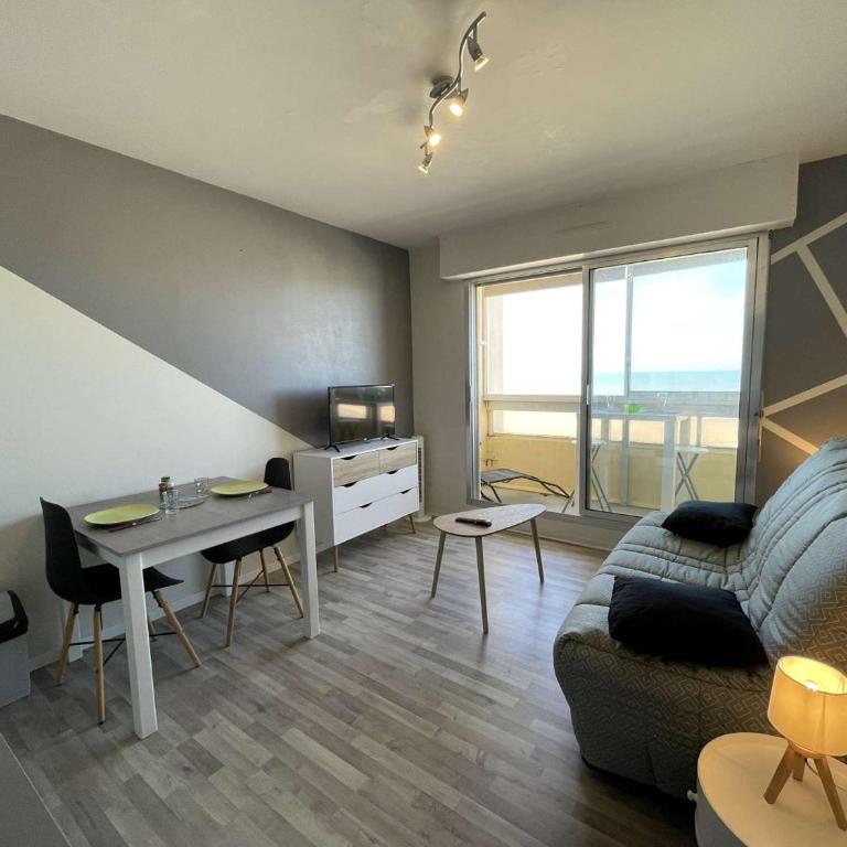 Studio rénové, 2 couchages, mer, commerces, 6e étage, TV, balcon, animaux admis - FR-1-224C-138 - Appartement (2 Adultes) - 4