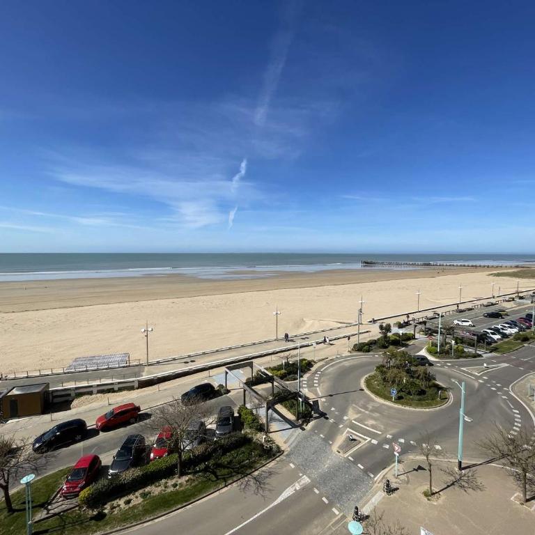 Studio rénové, 2 couchages, mer, commerces, 6e étage, TV, balcon, animaux admis - FR-1-224C-138 - Appartement (2 Adultes) - 13