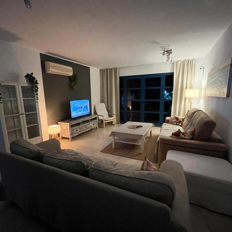 Splendid Casa Nostra, private pool, Wifi, garden - Three-Bedroom Villa - 40
