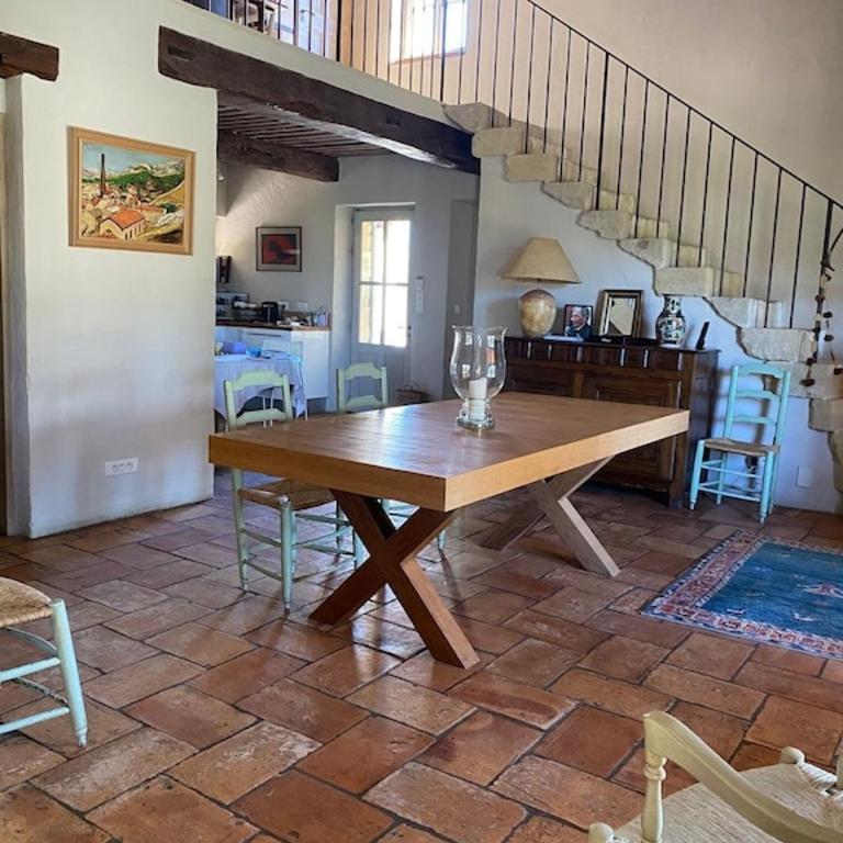 In Gordes, facing the entire Luberon Park a beautiful 5 bedrooms house - Casa con 5 Camere da Letto - 12