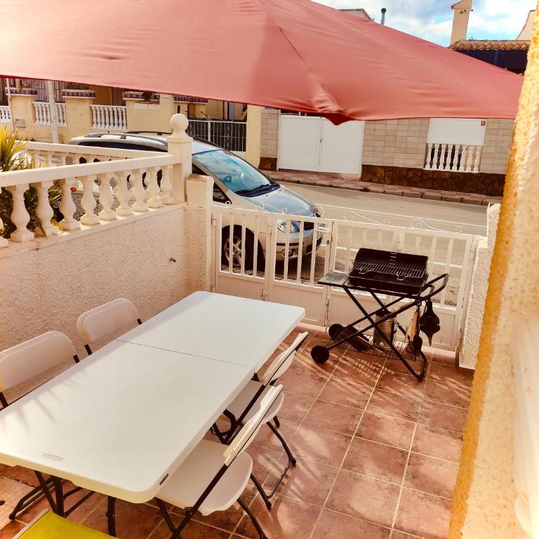 Refugio de Tranquilidad en Gran Alacant - Three-Bedroom House - 7