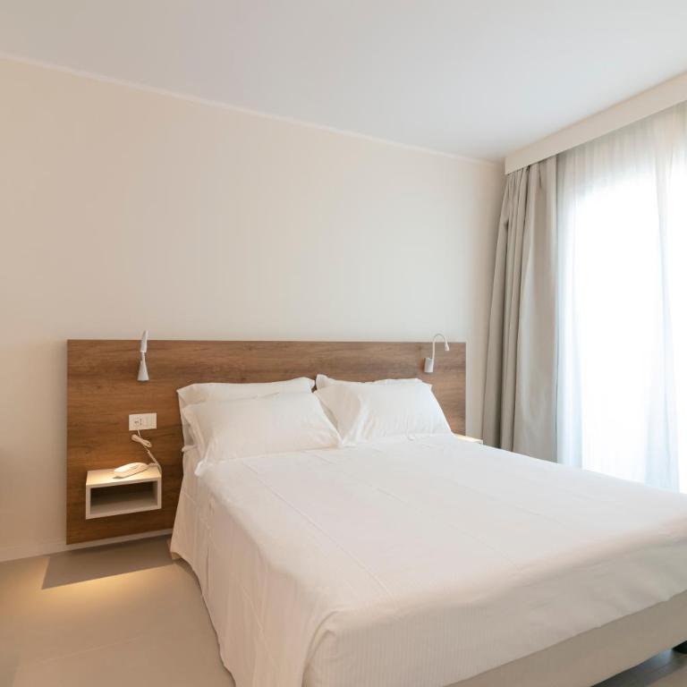 Hotel Mistral - Junior Suite with Sea View - 2