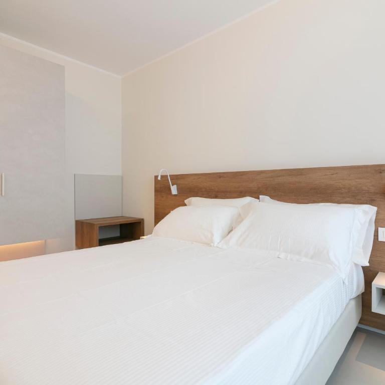 Hotel Mistral - Junior Suite with Sea View - 7