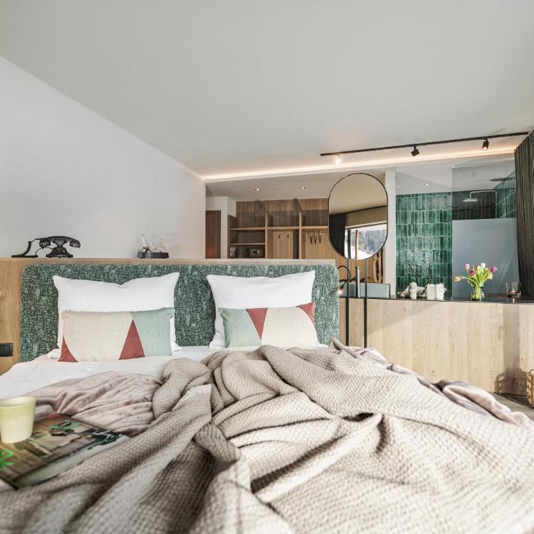 Coolnest - Superior Zimmer mit Kingsize-Bett - 2