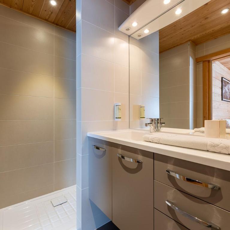 Chalet Mountainside avec sauna et jacuzzi à 200m des pistes - Chalet 3 Chambres - 20