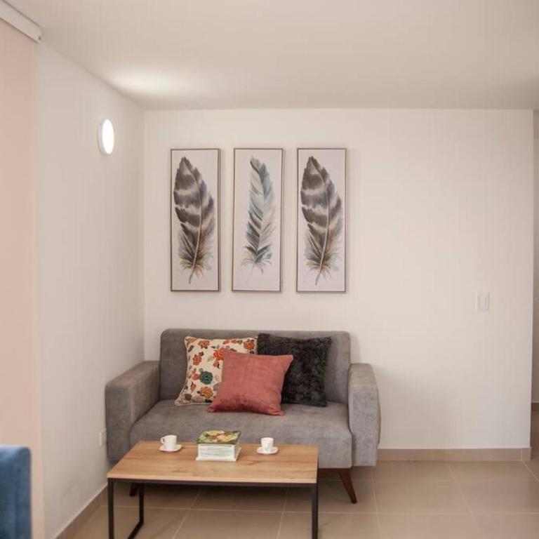 Apartamento amplio cerca al parque Guatape - Pajaros - Apartamento de 3 dormitorios - 3