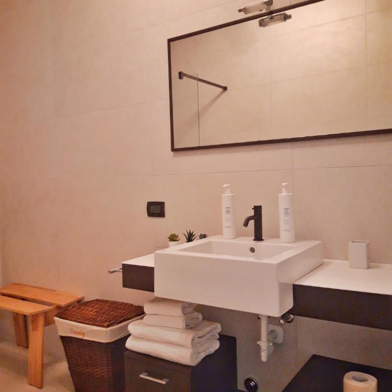 Lake View Gateway - by MyHomeInComo - Appartamento con 2 Camere da Letto - 15
