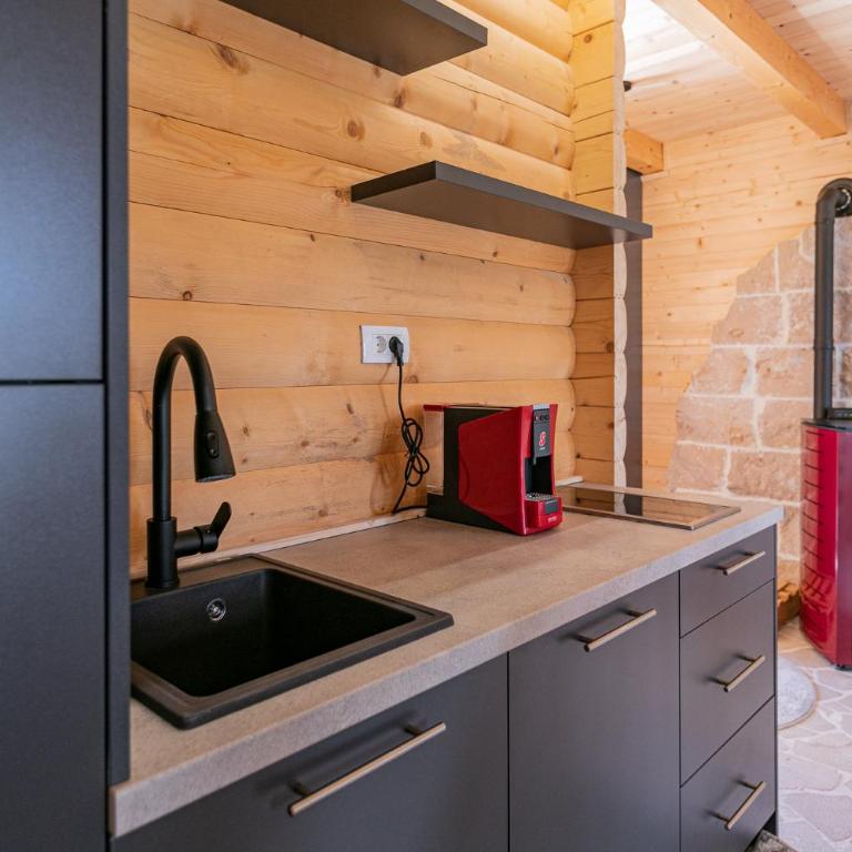 Nicola’s hill - Two-Bedroom Apartment - 12