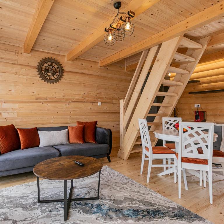 Nicola’s hill - Two-Bedroom Apartment - 11