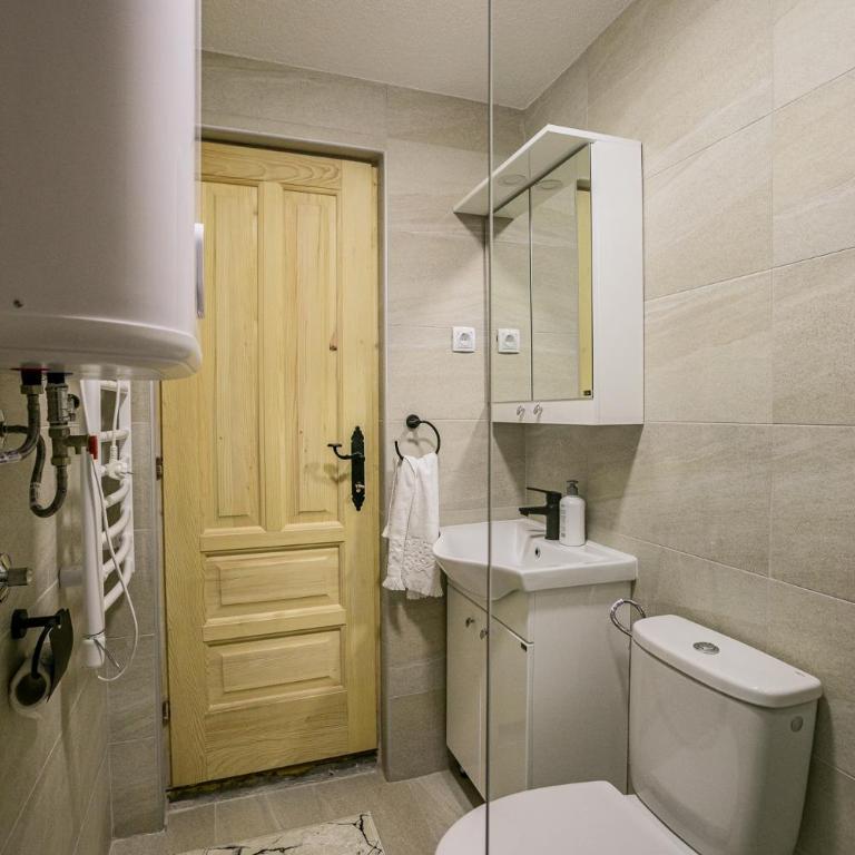 Nicola’s hill - Two-Bedroom Apartment - 13