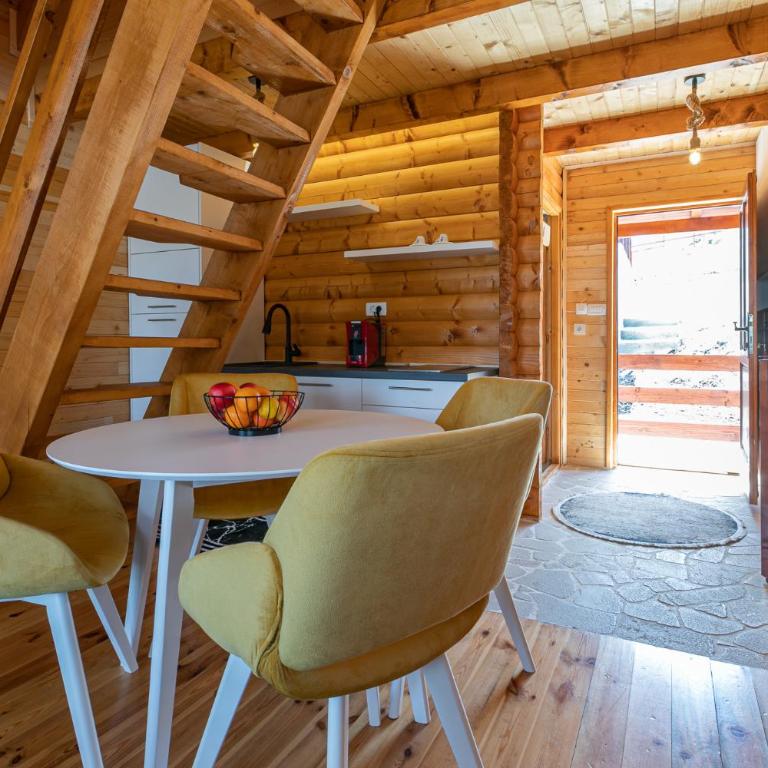Nicola’s hill - Two-Bedroom Apartment - 6