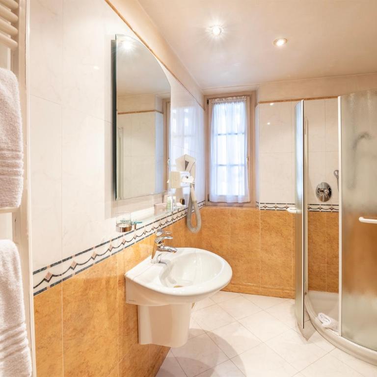 Hotel Relais Orsingher - Habitación Doble Deluxe con balcón - 1 o 2 camas - 1
