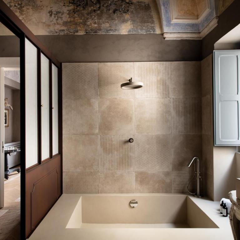 Paragon 700 Boutique Hotel & SPA - Suite Superior King - 6