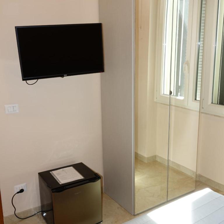 Cairoli Exclusive Rooms & Suite - Camera Quadrupla Classic - 3