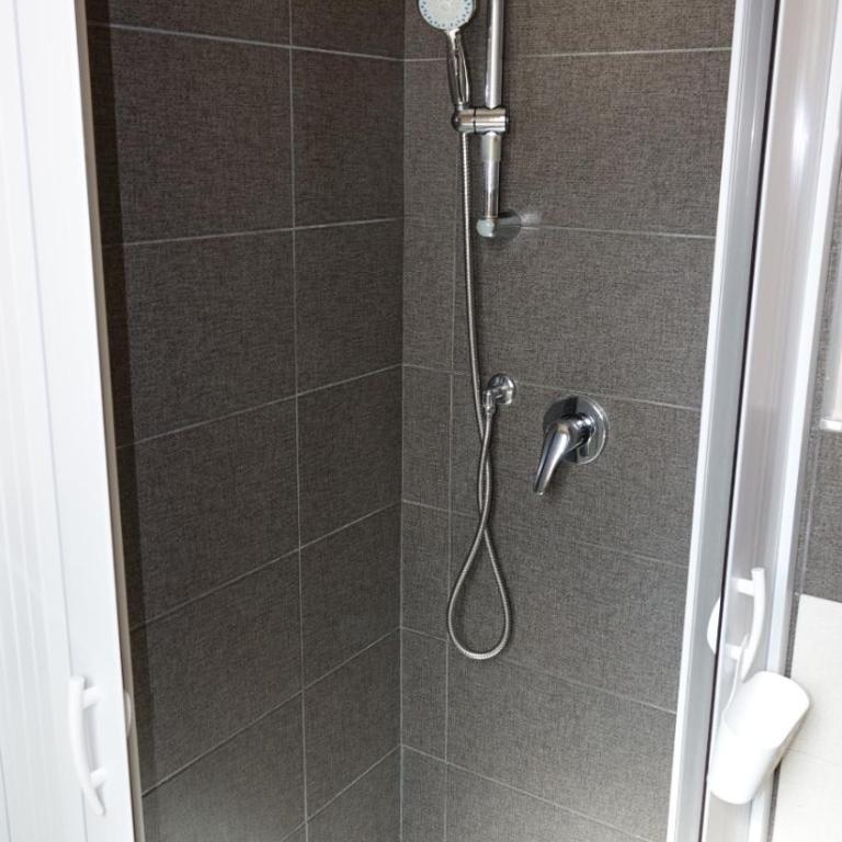 Cairoli Exclusive Rooms & Suite - Camera Quadrupla Classic - 9