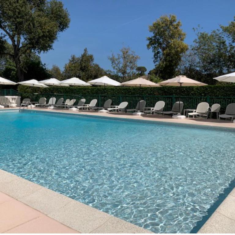 Grand Coteau Home - Appartement - Vue sur Jardin - 1