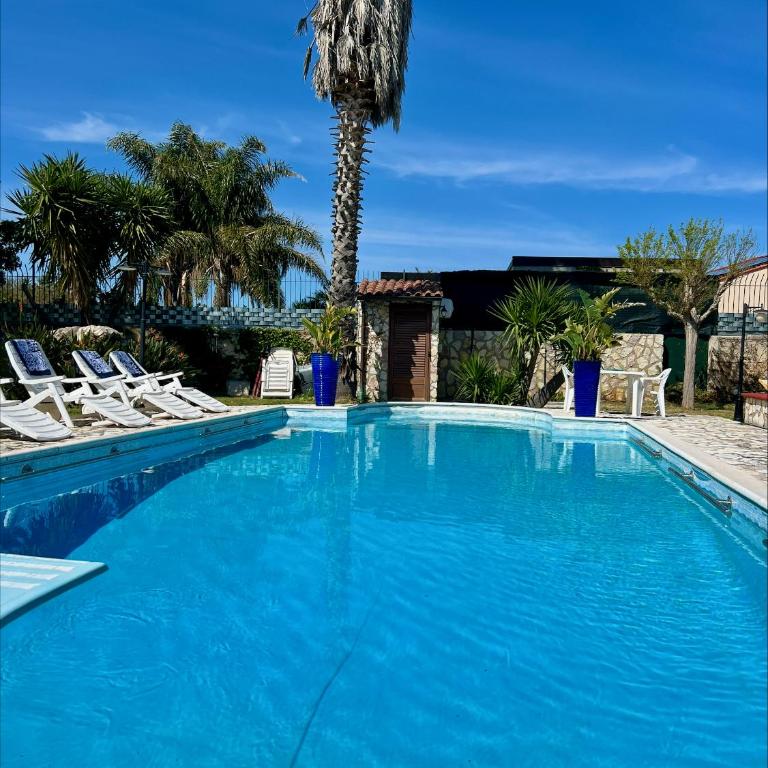 Villa Inserra Deluxe - Deluxe Quadruple Room - 23