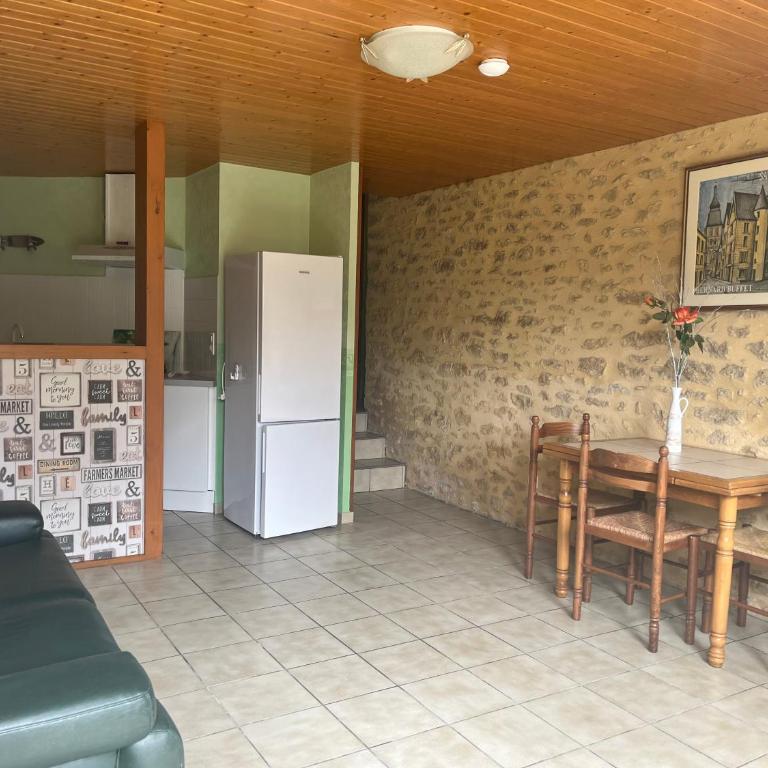 Petites maisons avec piscine - Casa con 1 Camera da Letto - 15