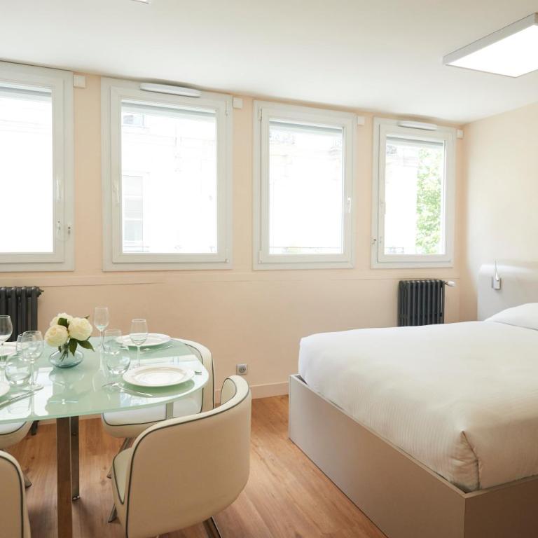 Hotel Le Petit Duquesne - Studio - 1